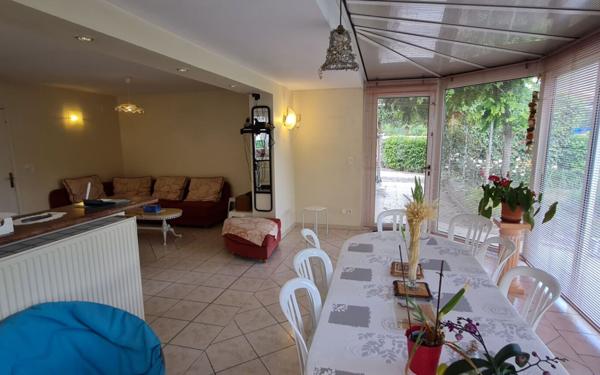 Maison à vendre    6 pièces •  Boé