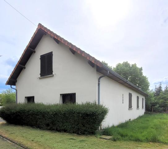 Maison de 153 m² avec 6038 m² de terrain arboré