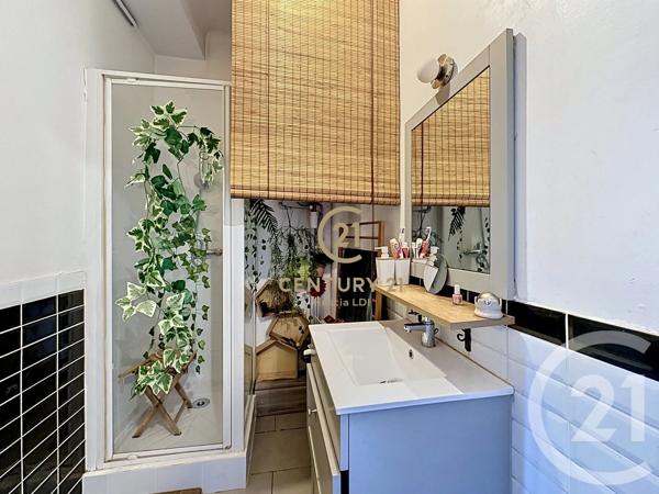 Appartement T2 à vendre  2 pièces - 40 m 2   GIVORS  - 69