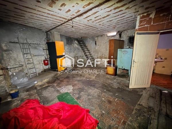 Maison de 97 m² - deux chambres - ancien salon de coiffure