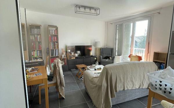 Appartement à louer    1 pièce •  Tours