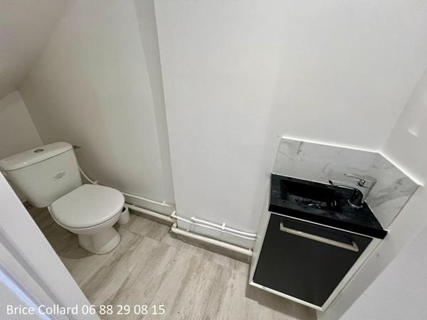 60180 NOGENT SUR OISE Maison de ville 1 chambre et bureau, intégralement rénovée