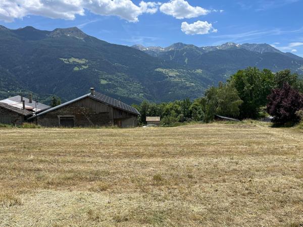 213 € / m2 Terrain Viabilisé Versant du Soleil