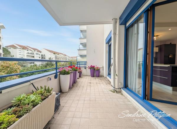 Coup de coeur - A vendre Appartement - 4 pièces 3 chambres 101 m² - VILLEURBANNE Gratte Ciel - Garage en sus