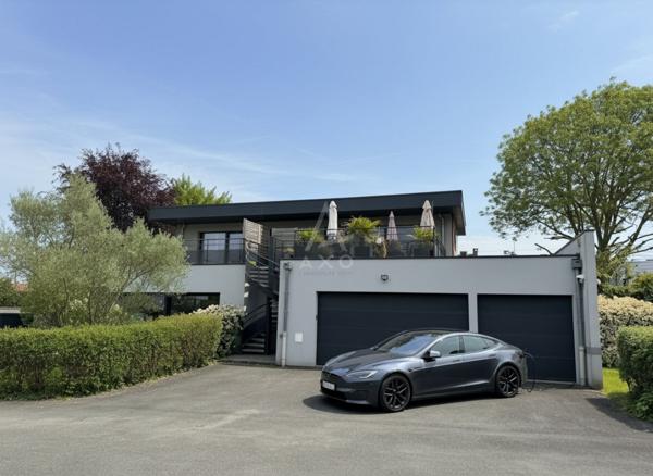 Local commercial + 2 studios - 208 m²
