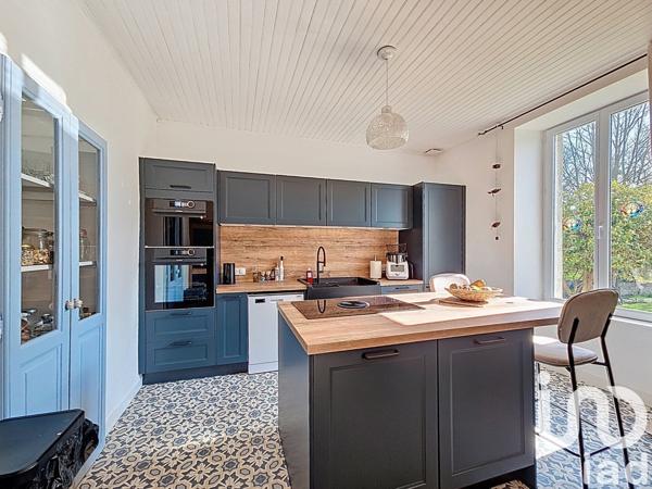 Maison 6 pièces de 144 m² à Bannalec (29380)