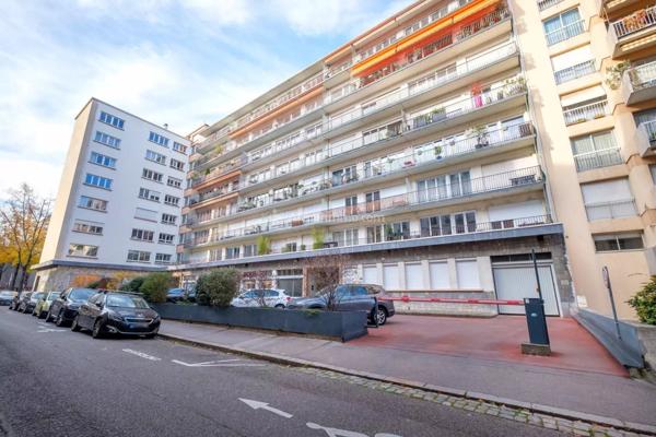 Vente Appartement 3 pièces 87 m2 à Lyon 6