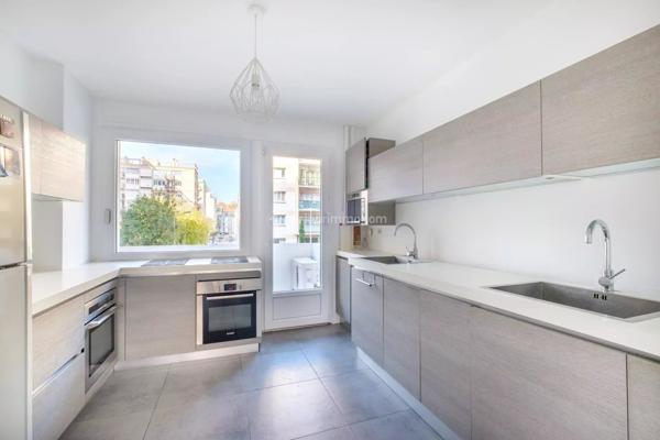 Vente Appartement 3 pièces 87 m2 à Lyon 6