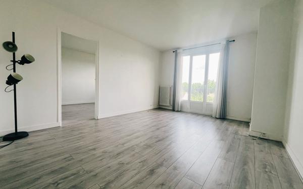 Appartement à vendre    3 pièces • 63 m2 Saint-Maur-des-Fossés