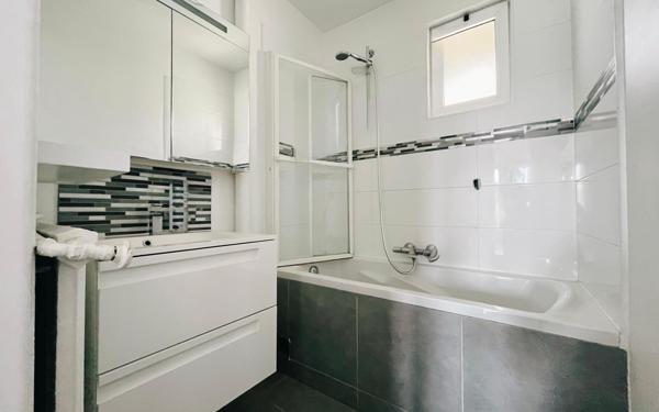 Appartement à vendre    3 pièces • 63 m2 Saint-Maur-des-Fossés