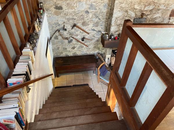 Un étang de plus de 2 hectares, une maison simple et vraie, au cœur de 10 hectares de nature préservée SAINT LEONARD DE NOBLAT (87)