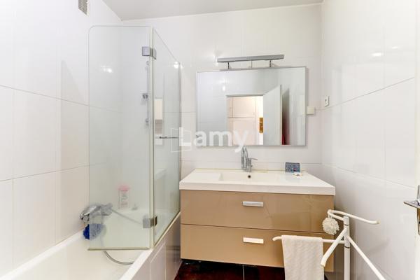 Centre de chamalières, appartement traversant de type 3