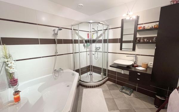 Maison à vendre    4 pièces • 100 m2 Rosny-sous-Bois