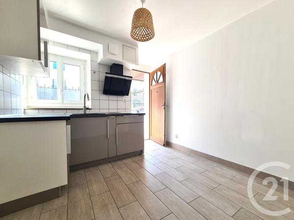 Appartement F1 à vendre  1 pièce - 21,10 m2 CHENNEVIERES SUR MARNE - 94