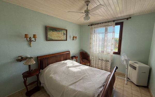 Maison à vendre    4 pièces •  Lablachère