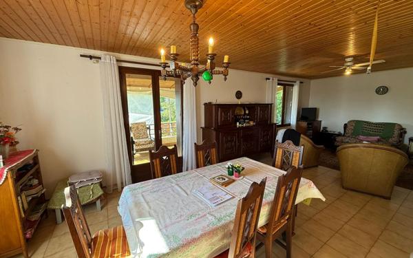 Maison à vendre    4 pièces •  Lablachère