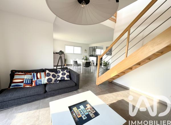Maison à vendre 6 pièces 123 m² Chevaigné