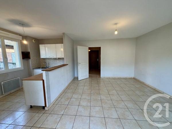 Appartement T2 à vendre  2 pièces - 40,83 m 2   MARCILLAC VALLON  - 12