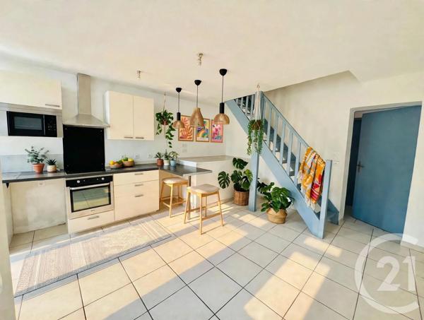 Immeuble à vendre  153 m 2   VILLEFRANCHE DE LAURAGAIS  - 31