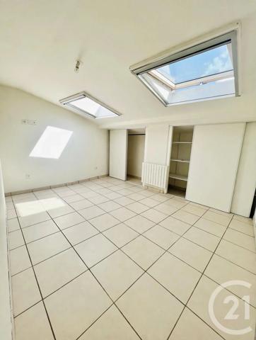 Immeuble à vendre  153 m 2   VILLEFRANCHE DE LAURAGAIS  - 31