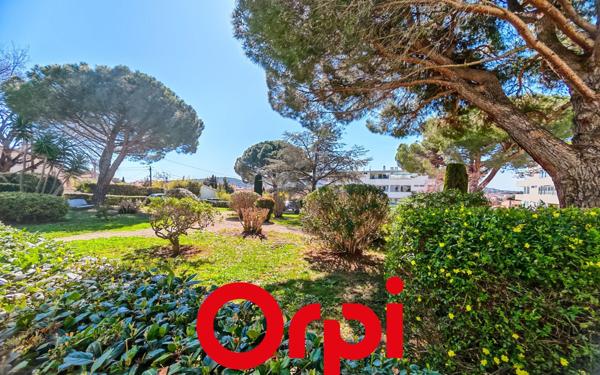 Appartement à vendre    3 pièces • 76 m2 Six-Fours-les-Plages