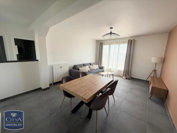 Appartement à louer 3 pièces 69.39m² Dijon (21000)