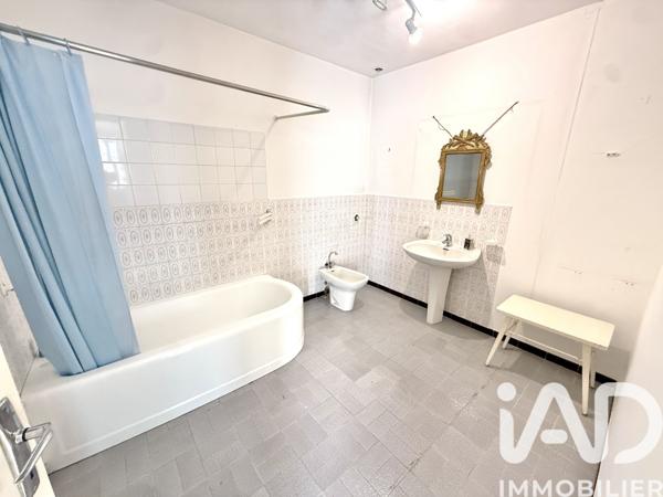Maison à vendre 9 pièces 220 m² Ancône