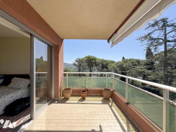 GRASSE, Rés. EMERAUDE, 52 av. Riou Blanquet. 4p de 103m² + Garage + Cave