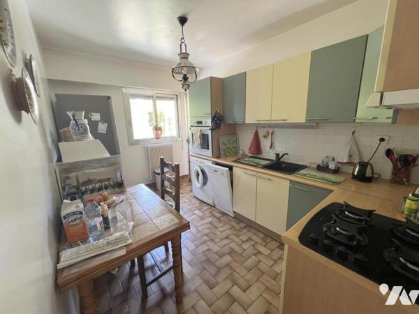 GRASSE, Rés. EMERAUDE, 52 av. Riou Blanquet. 4p de 103m² + Garage + Cave