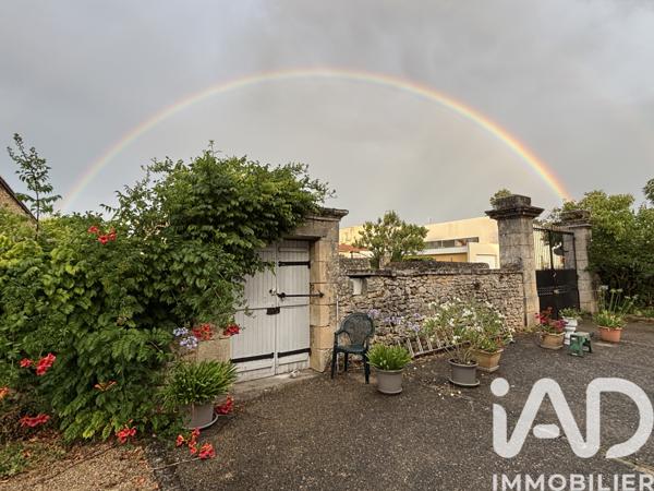 Maison à vendre 15 pièces 384 m² Gençay