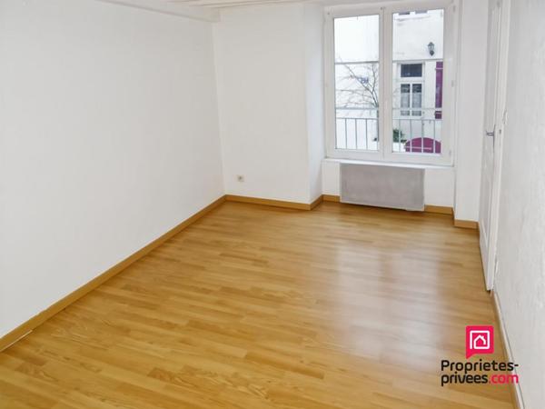 Immeuble Centre-ville Avallon 137 m2