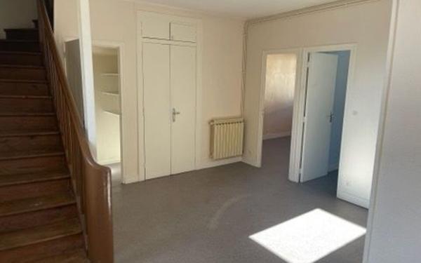 Appartement à louer    3 pièces •  Fourchambault