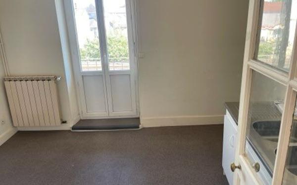 Appartement à louer    3 pièces •  Fourchambault