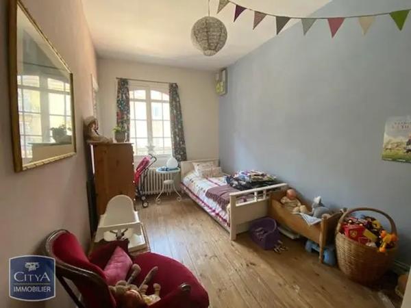 Appartement à louer 4 pièces 105.14m²