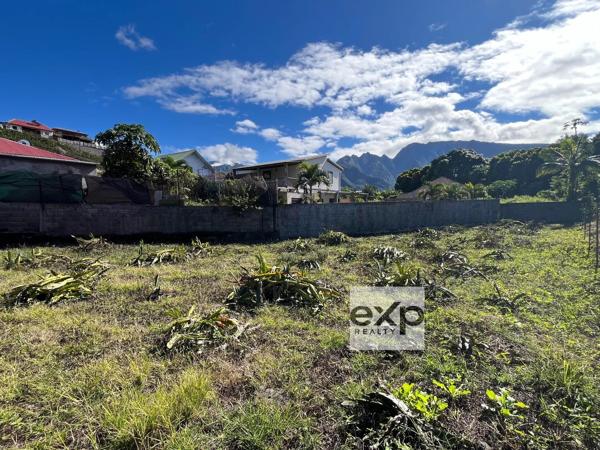 Terrain plat 369m2 vue montagne