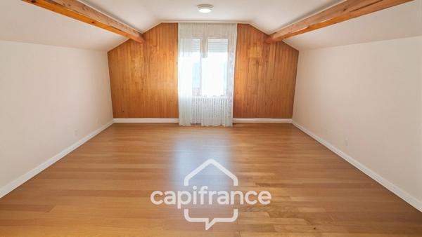 Maison à vendre 4 pièces de 108 m² à MACON (71)