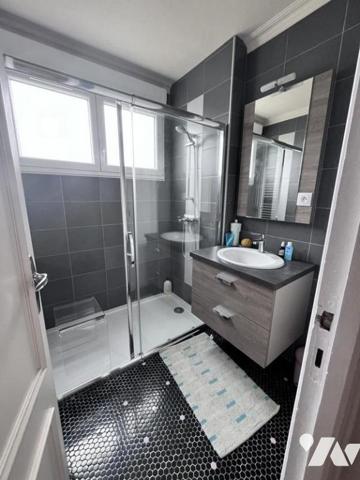 Proche du centre maison de 1969