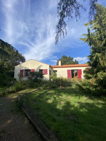 Challans (85300) CHALLANS - MAISON 3 CHAMBRES AVEC GARAGE