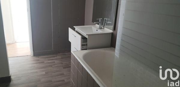 Apartment for sale 5 rooms 75 m² Montluçon