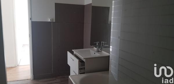 Apartment for sale 5 rooms 75 m² Montluçon