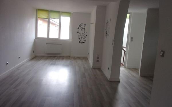 Appartement à louer    2 pièces •  Montrevel-en-Bresse