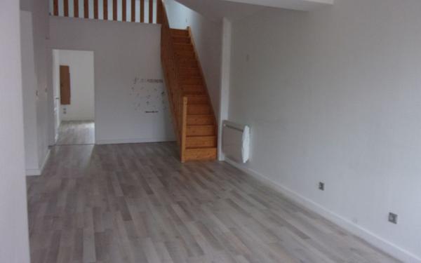 Appartement à louer    2 pièces •  Montrevel-en-Bresse