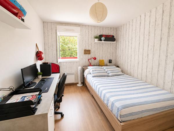 Appartement T4 , 106 m2 avec grande terrasse, Boucau 64340