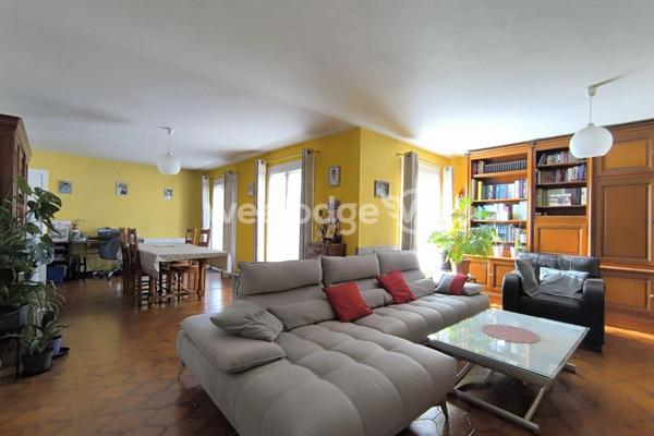 Maison à vendre 8 pièces de 161,05 m² à Conflans-Sainte-Honorine