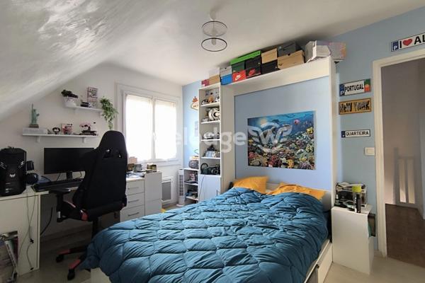 Maison à vendre 8 pièces de 161,05 m² à Conflans-Sainte-Honorine