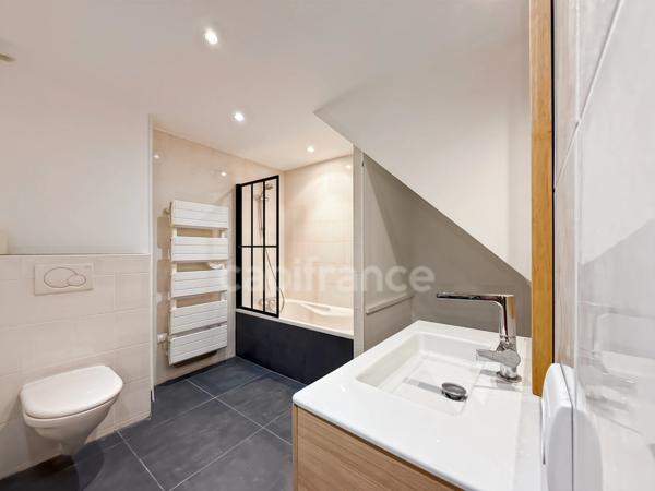 Appartement à vendre 4 pièces GRILLY (01) - Duplex T4 - 75m2 avec parking privatif