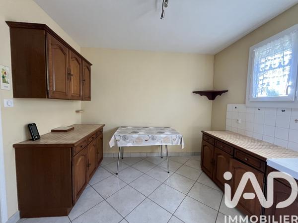 Maison à vendre 4 pièces 83 m² Terres-de-Haute-Charente