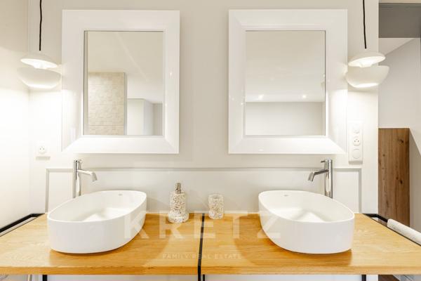 Propriété exceptionnelle entièrement rénovée de 7 chambres avec vue mer