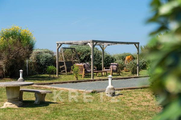 Propriété exceptionnelle entièrement rénovée de 7 chambres avec vue mer