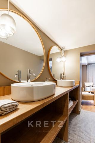 Propriété exceptionnelle entièrement rénovée de 7 chambres avec vue mer